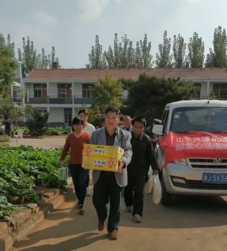 山東興源機(jī)械有限公司|起重機(jī)|行車|山東興源機(jī)械|單梁起重機(jī)|電動(dòng)葫蘆|起重配件|www.bluejia.cn|xyqzj|bluejia.cn|興源起重機(jī)|興源|起重機(jī)行車|起重設(shè)備|起重機(jī)械
